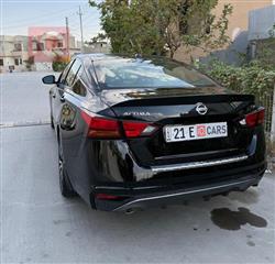 نيسان ألتيما